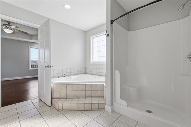 1902 E 300 Road, Lecompton, KS 66050