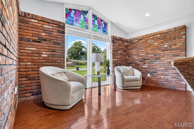1504 Papillon Drive, St Louis, MO 63146