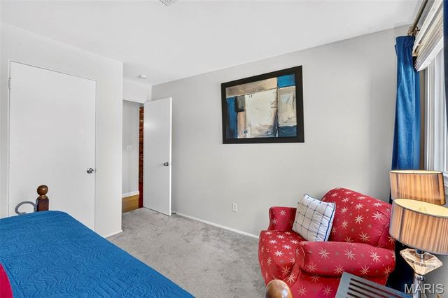 1504 Papillon Drive, St Louis, MO 63146