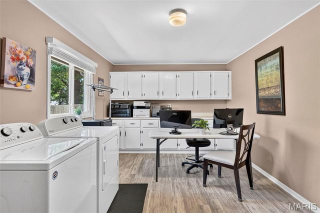 1504 Papillon Drive, St Louis, MO 63146