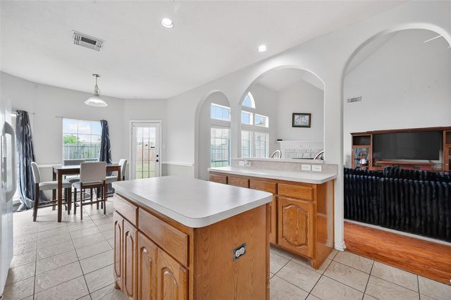 16615 Barrett Post Lane, Houston, TX 77095