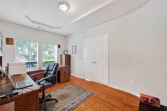 16615 Barrett Post Lane, Houston, TX 77095