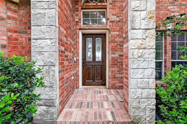 16615 Barrett Post Lane, Houston, TX 77095