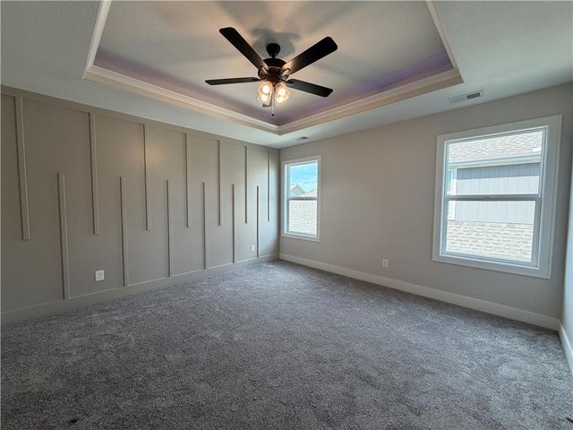 16871 W 164th Terrace, Olathe, KS 66062