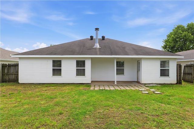 6208 Meadow Well Avenue, Bentonville, AR 72713