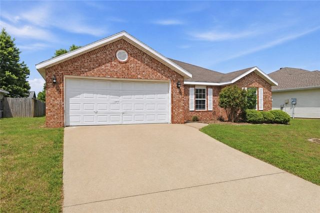 6208 Meadow Well Avenue, Bentonville, AR 72713