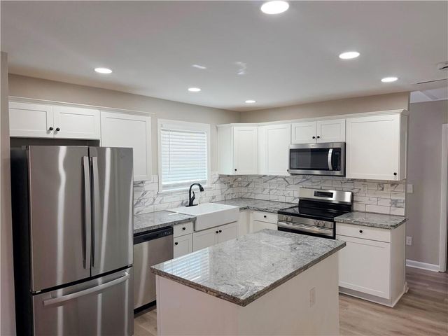 2060 Claude Street NW, Atlanta, GA 30318