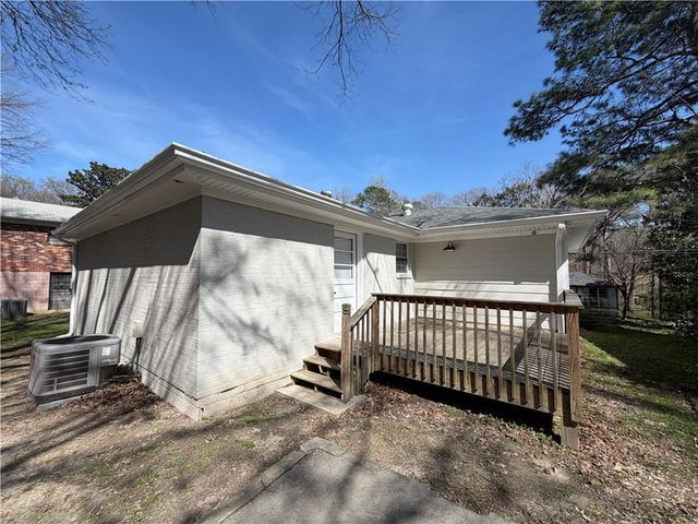 2060 Claude Street NW, Atlanta, GA 30318