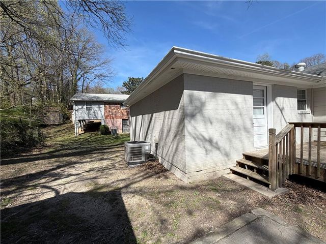 2060 Claude Street NW, Atlanta, GA 30318