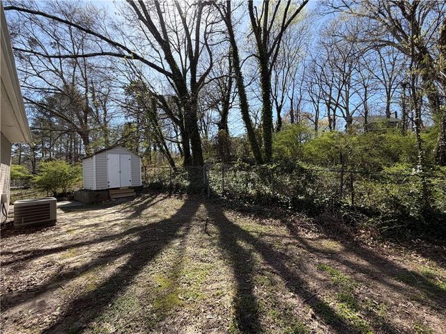 2060 Claude Street NW, Atlanta, GA 30318