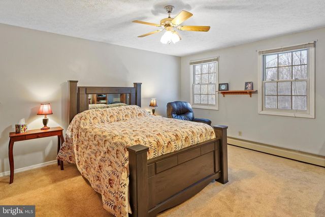 33 TEABERRY RIDGE RD, Lonaconing, MD 21539