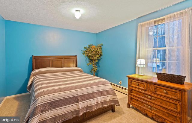 33 TEABERRY RIDGE RD, Lonaconing, MD 21539