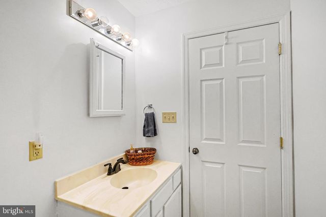 33 TEABERRY RIDGE RD, Lonaconing, MD 21539