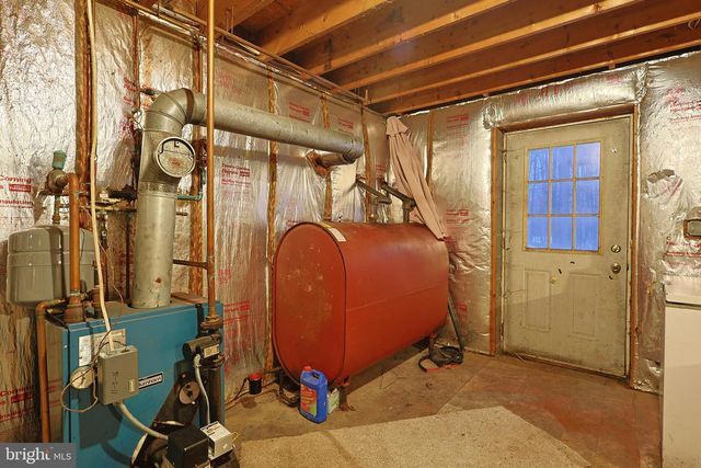 33 TEABERRY RIDGE RD, Lonaconing, MD 21539