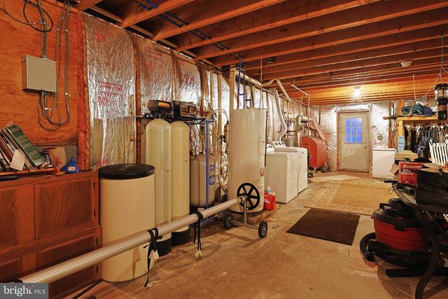 33 TEABERRY RIDGE RD, Lonaconing, MD 21539