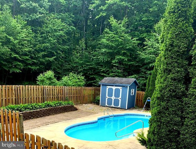 33 TEABERRY RIDGE RD, Lonaconing, MD 21539