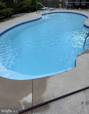 33 TEABERRY RIDGE RD, Lonaconing, MD 21539