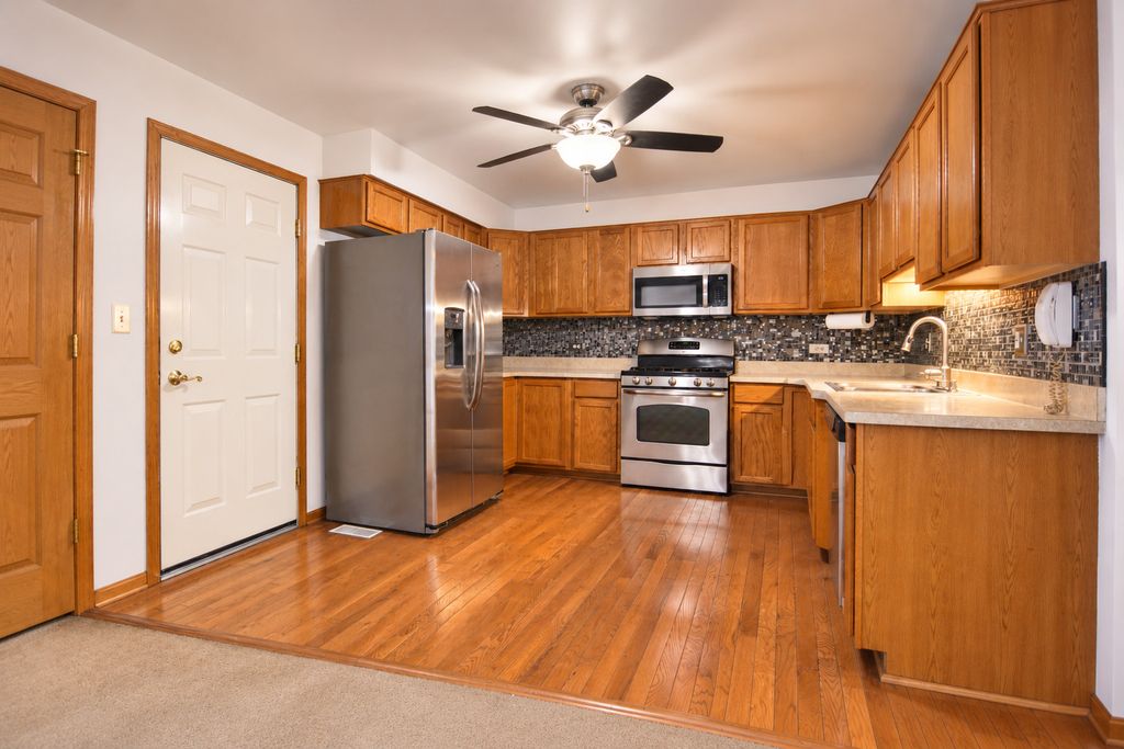 11455 Crossings Court, Alsip, IL 60803 — photo 5