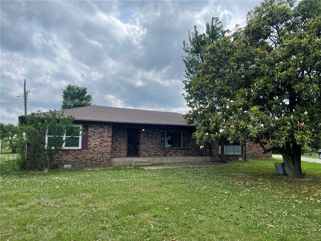 775 County Road 219, Berryville, AR 72616