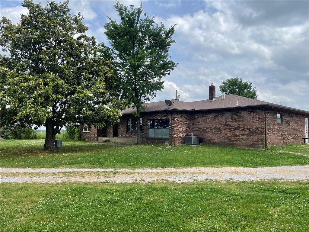775 County Road 219, Berryville, AR 72616