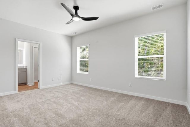 1555 SUNGROWN Way, Mcdonough, GA 30253