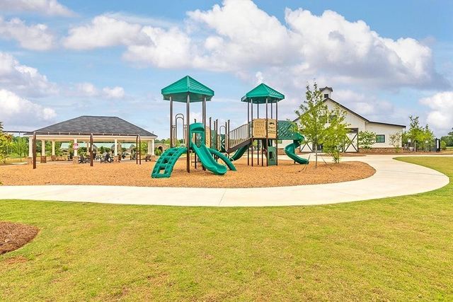 1555 SUNGROWN Way, Mcdonough, GA 30253
