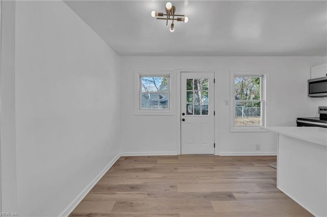 2200 Deep Creek BLVD, Portsmouth, VA 23704