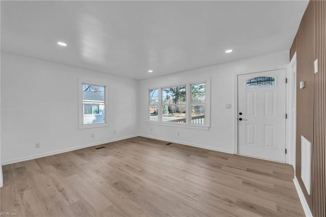 2200 Deep Creek BLVD, Portsmouth, VA 23704