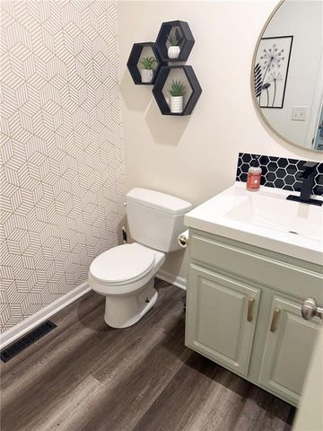 13011 EVERETT Court, Kansas City, KS 66109