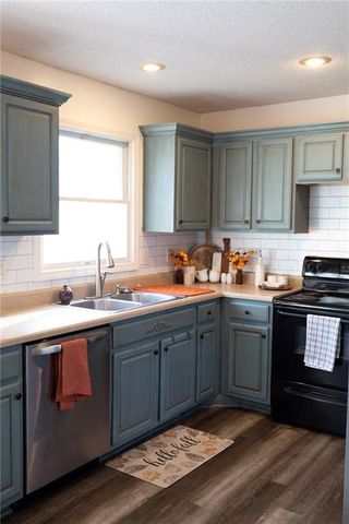 13011 EVERETT Court, Kansas City, KS 66109