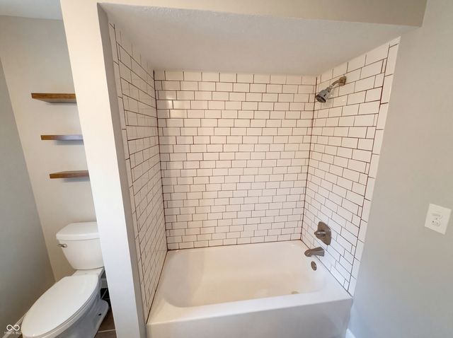 10209 Broadway Street, Indianapolis, IN 46280