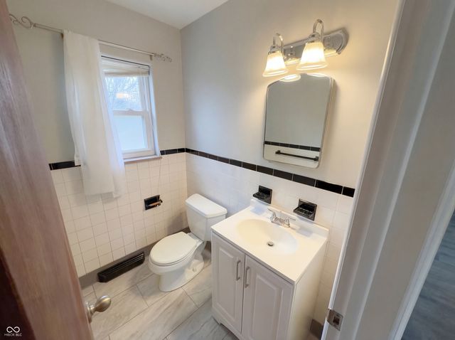 10209 Broadway Street, Indianapolis, IN 46280