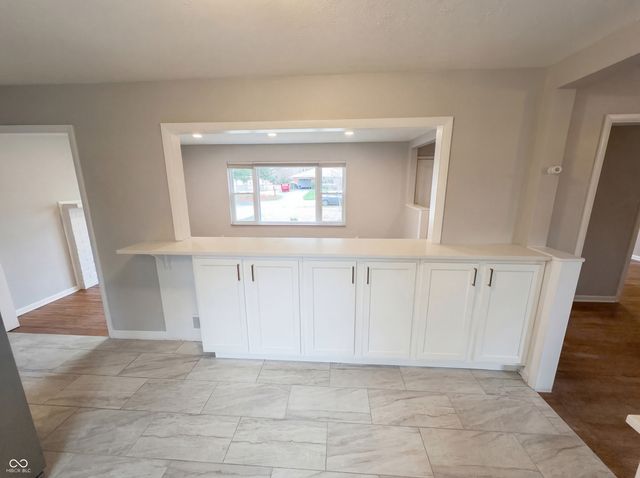 10209 Broadway Street, Indianapolis, IN 46280