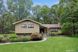 212 West Norwalk Road, Norwalk, CT 06850