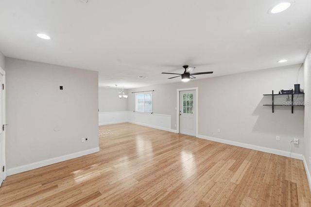 332 SHADYDALE COURT, Deltona, FL 32738