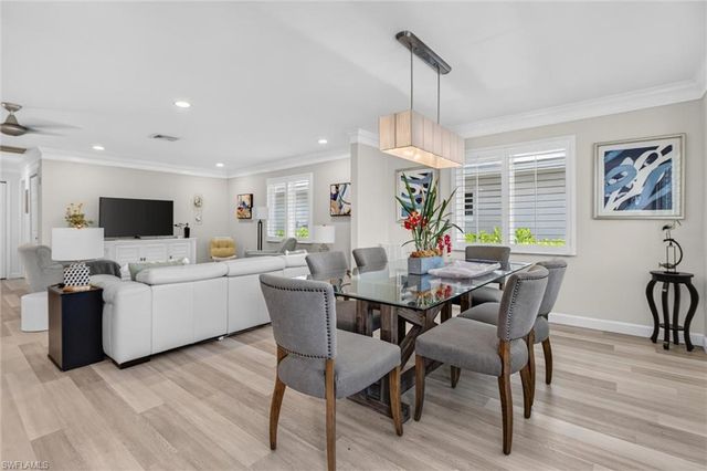 18 Rivard RD 9, Naples, FL 34112