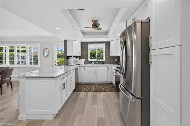 18 Rivard RD 9, Naples, FL 34112