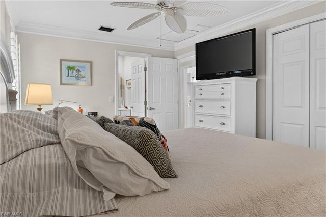 18 Rivard RD 9, Naples, FL 34112