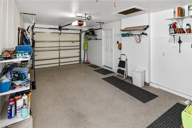 18 Rivard RD 9, Naples, FL 34112