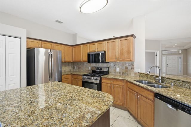 12521 TALL PINES WAY, Bradenton, FL 34202