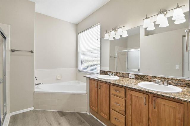 12521 TALL PINES WAY, Bradenton, FL 34202