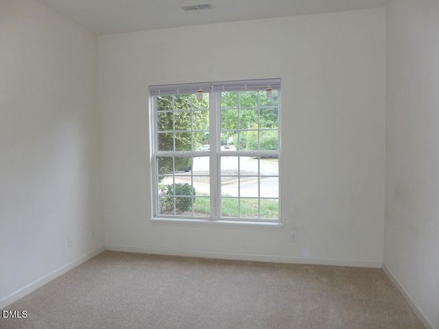 101 Rock Haven Road B206, Carrboro, NC 27510