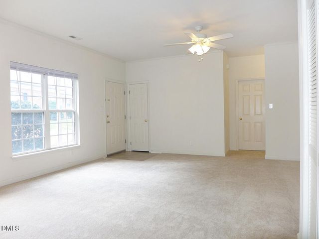 101 Rock Haven Road B206, Carrboro, NC 27510
