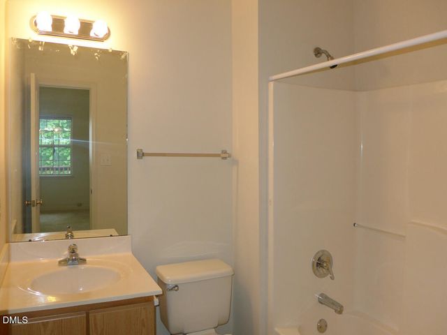 101 Rock Haven Road B206, Carrboro, NC 27510