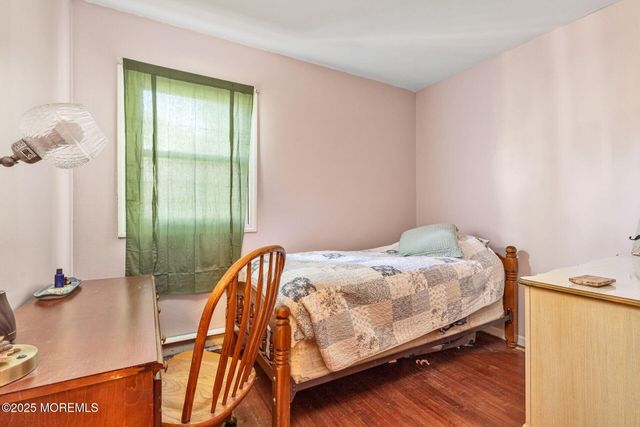 807 Bay Avenue, Toms River, NJ 08753