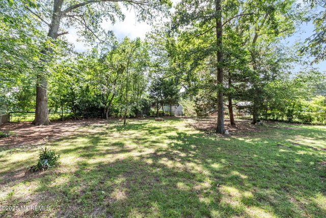 807 Bay Avenue, Toms River, NJ 08753