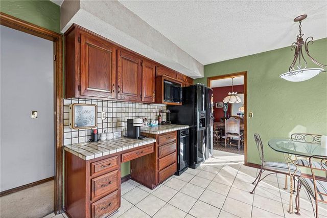 1910 NW 45th Street, Riverside, MO 64150