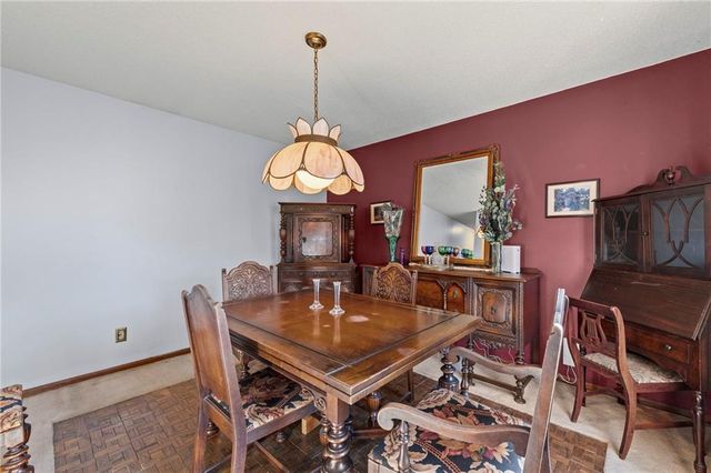 1910 NW 45th Street, Riverside, MO 64150