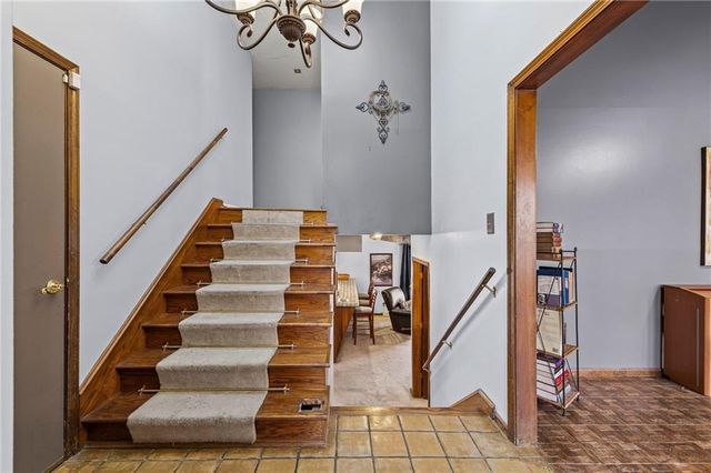 1910 NW 45th Street, Riverside, MO 64150