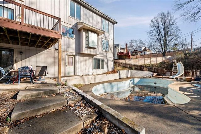 1910 NW 45th Street, Riverside, MO 64150